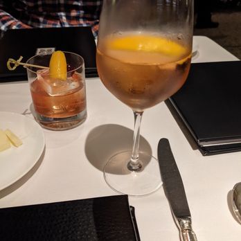 Le Papillon - La Louisiane and Elderflower sparkler - French Near Me - San Jose, California