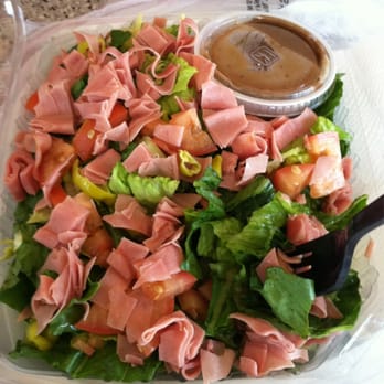 Fratelli's Pizza - Turkey salad - Pizza Near Me - Los Angeles, California