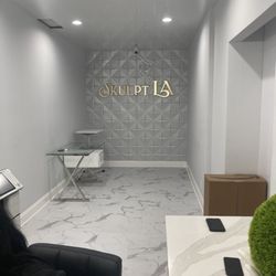SkulptLA - Very Reception area