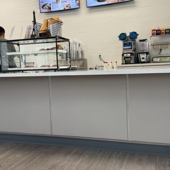 Baguette Bros - Inside - Sandwiches Near Me - Tualatin, Oregon