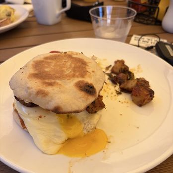 Belle's at Safe Harbor Newport Shipyard - Belle's Boot-mill... - Cafes Near Me - Newport, Rhode Island Belle's at Safe Harbor Newport Shipyard - Belle's Boot-mill... - Cafes Near Me - Newport, Rhode Island