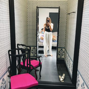 Anita Dongre - Fitting Room - Bridal Near Me - New York, New York Anita Dongre - Fitting Room - Bridal Near Me - New York, New York