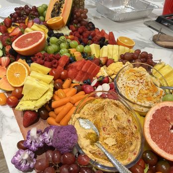 Catering With Rochelle - Caterers Near Me