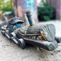 Geisterspielplatz - Monster-Eisenbahn