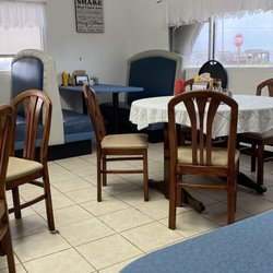 Mom's Kitchen - Interior