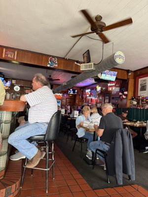 Slyder's Tavern by null