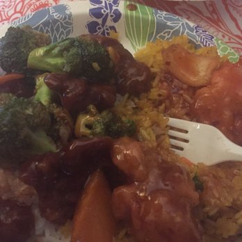 Mayflower Chinese Restaurant - Dragon and Phoenix with fried rice, and beef and broccoli with white rice. - Chinese Near Me - Bossier City, Louisiana Mayflower Chinese Restaurant - Dragon and Phoenix with fried rice, and beef and broccoli with white rice. - Chinese Near Me - Bossier City, Louisiana