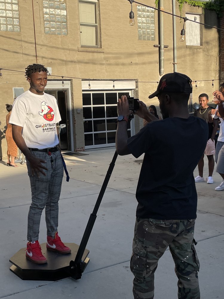 ALL ANGLES CAPTURED 360 PHOTO BOOTH Request a Quote Kansas City, Missouri Photo Booth