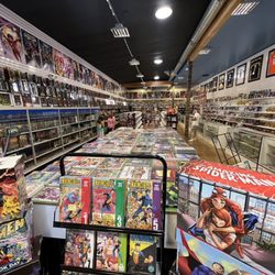 Bases Cards and Comics