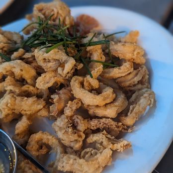 Hungry Goat Scratch Kitchen & Wine Bar - calamrai - Wine Bars Near Me - Morrison, Colorado