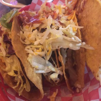 3 Amigos - Beef and chicken tacos. Delicious ! - Mexican Near Me - Laval, Quebec