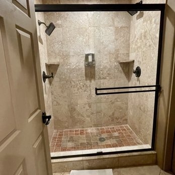 A Sunset Chateau - ...shower... - Bed & Breakfast Near Me - Sedona, Arizona