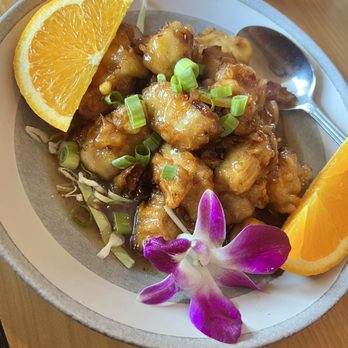 Thai Lime Leaf - Orange food! - Thai Near Me - Everett, Washington Thai Lime Leaf - Orange food! - Thai Near Me - Everett, Washington
