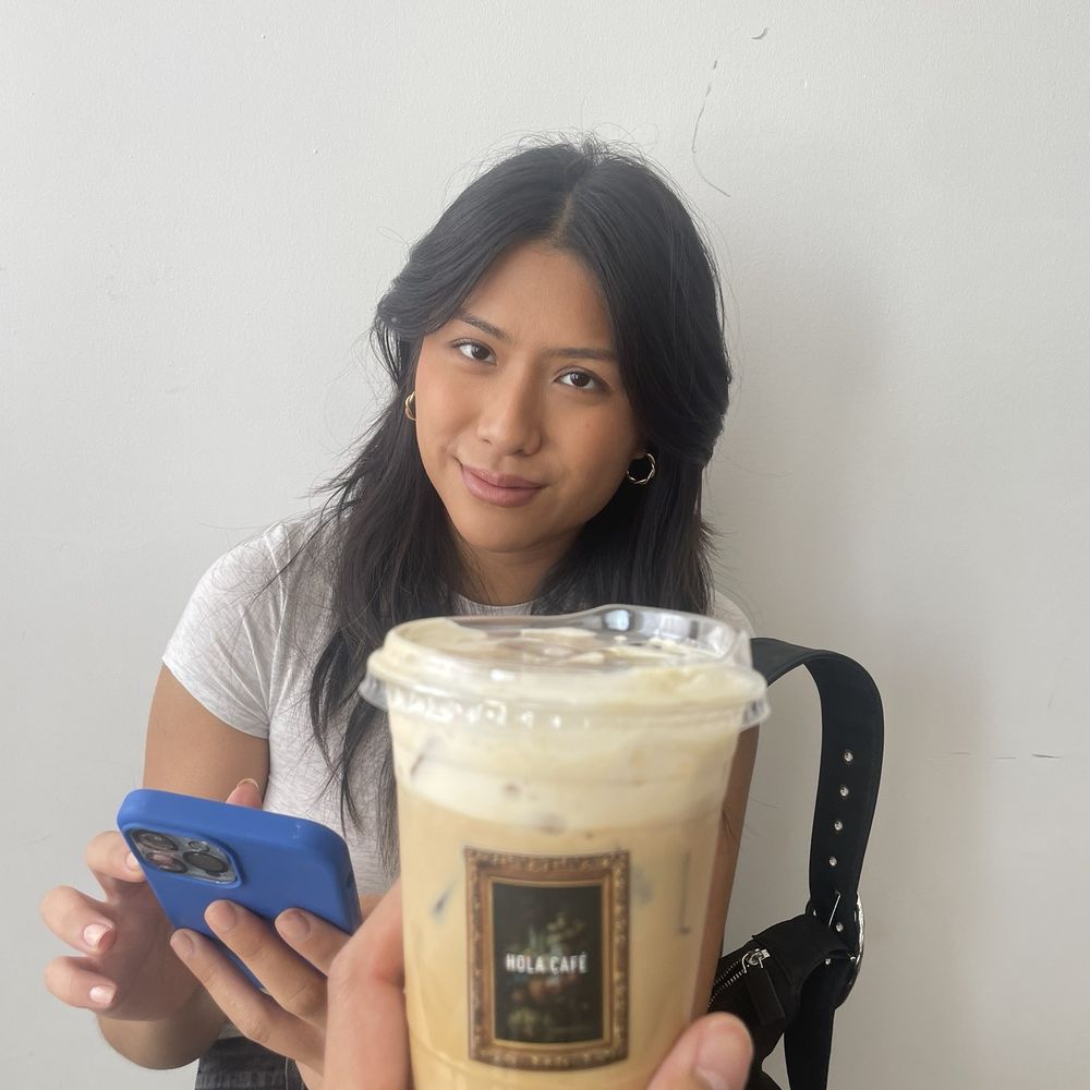 Hola Cafe Dallas - Dulce Latte, Beautiful Woman - Coffee & Tea Near Me - Dallas, Texas Hola Cafe Dallas - Dulce Latte, Beautiful Woman - Coffee & Tea Near Me - Dallas, Texas