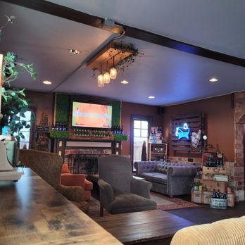 Anju House - Interior - Korean Near Me - Los Angeles, California