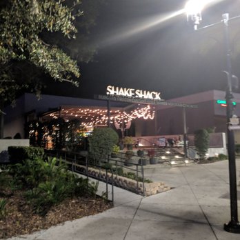 Shake Shack I-Drive - Exterior of the building - Ice Cream & Frozen Yogurt Near Me - Orlando, Florida Shake Shack I-Drive - Exterior of the building - Ice Cream & Frozen Yogurt Near Me - Orlando, Florida