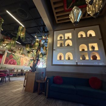 Rosa Madera - Waiting area and inside restaurant - Mexican Near Me - Sacramento, California Rosa Madera - Waiting area and inside restaurant - Mexican Near Me - Sacramento, California