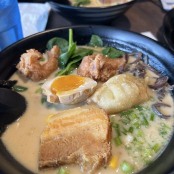 Momiji - Deluxe ramen - Ramen Near Me - Colma, California