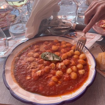 Arienzo Beach Club - Gnocchi alla sorrentina - Beach Bars Near Me - Sant'arsenio, SA
