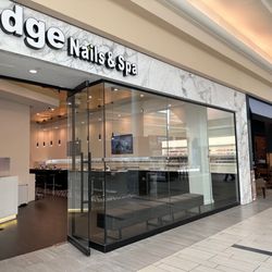 Edge Nails & Spa - Facade