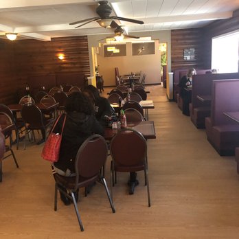 Mekong Cafe - Dining room - Vietnamese Near Me - Springfield, Illinois