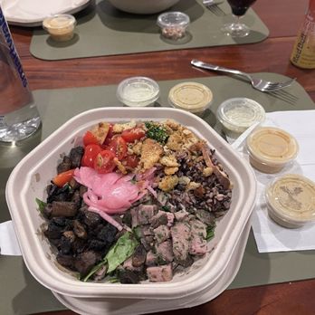 sweetgreen - Healthy Salads, Wraps, and Bowls - 5 stars on the strength of them including each and every sauce I asked for. - Salad Near Me - Chicago, Illinois