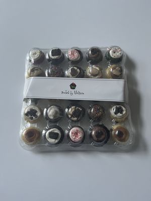 Baked by Melissa by null
