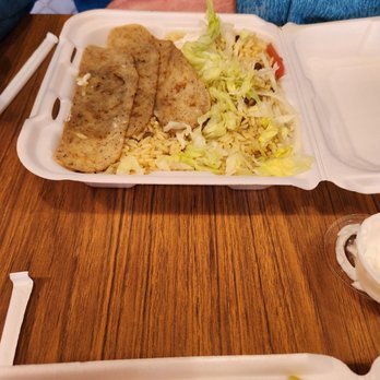 Petra Mediterranean - Mediterranean Near Me - New Albany, Indiana