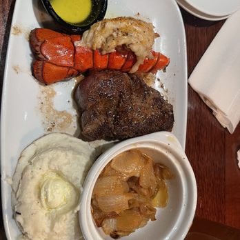 LongHorn Steakhouse - Steakhouses Near Me - Morrow, Georgia
