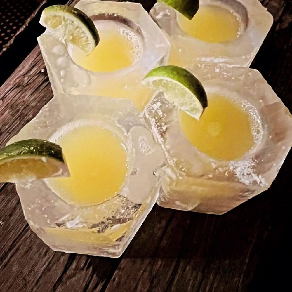 Harriet's Rooftop - Artic inspired cocktails - Lounges Near Me - Brooklyn, New York