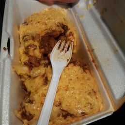 Yummy, chili-cheese fries! Yummy, chili-cheese fries!