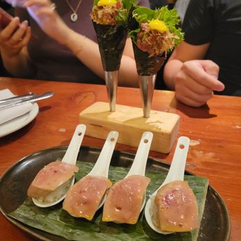 Au Pied de Cochon - Fois gras nigiri + Duck Temaki - Canadian (New) Near Me - Montreal, Quebec Au Pied de Cochon - Fois gras nigiri + Duck Temaki - Canadian (New) Near Me - Montreal, Quebec