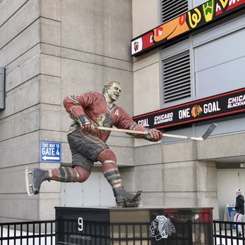 United Center - Stadiums & Arenas Near Me - Chicago, Illinois