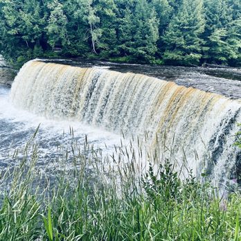 Tahquamenon Falls State Park - Upper falls - Parks Near Me - Paradise, Michigan