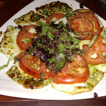 Le Papagayo - Margherita Pesto Flatbread - Breakfast & Brunch Near Me - Encinitas, California