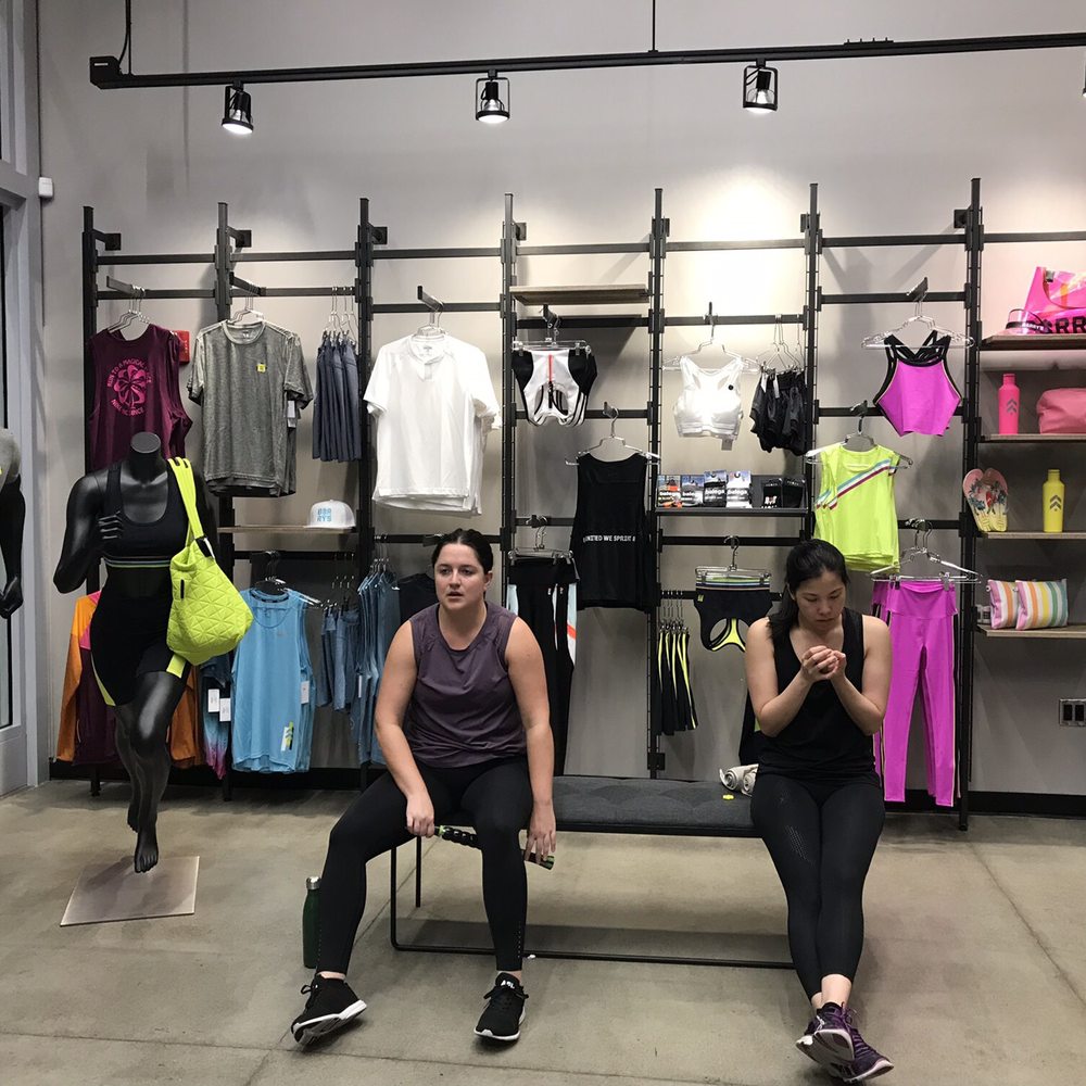 Barry's FiDi - Retail area - Interval Training Gyms Near Me - San Francisco, California