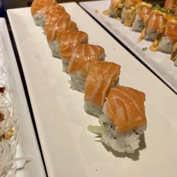 Zono Sushi - Super Philadelphia Roll - Sushi Bars Near Me - Glendale, California