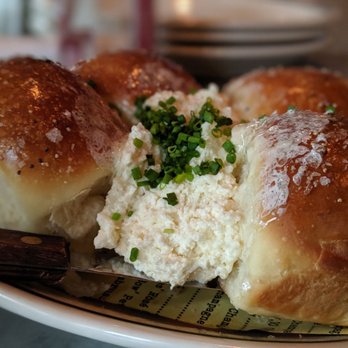 La Lucha - The yeastie Bread I would drive all the way over there just to pick up a dozen - Seafood Near Me - Houston, Texas La Lucha - The yeastie Bread I would drive all the way over there just to pick up a dozen - Seafood Near Me - Houston, Texas