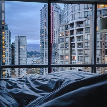 Paradox - Hotels Near Me - Vancouver, British Columbia