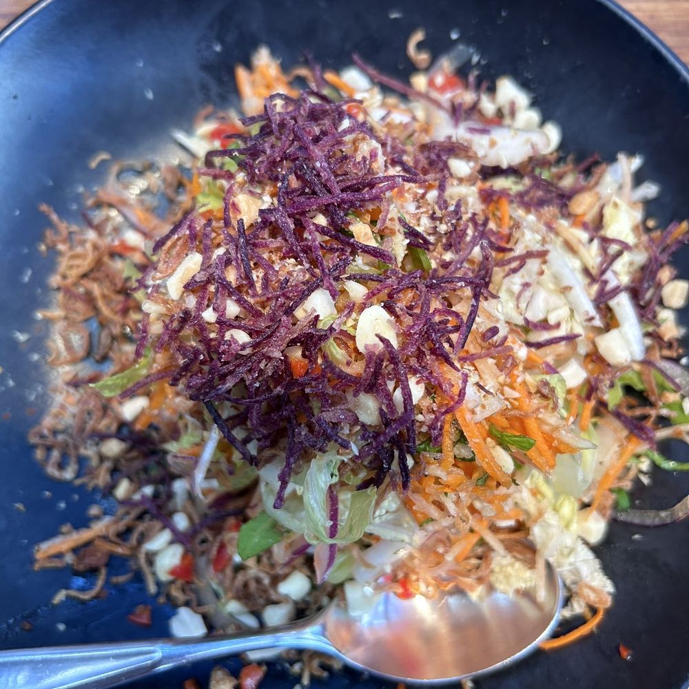 Ama - Green papaya salad - Cocktail Bars Near Me - Hanalei, Hawaii