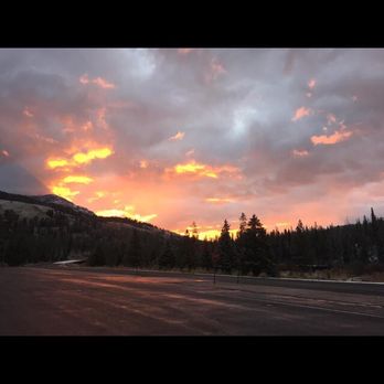 Pahaska Tepee Resort - Sunrise in front of the resort. - Resorts Near Me - Cody, Wyoming Pahaska Tepee Resort - Sunrise in front of the resort. - Resorts Near Me - Cody, Wyoming