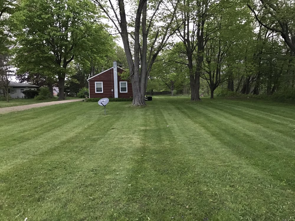 SELFMADE LAWNCARE Kalamazoo, Michigan Lawn Services Phone Number