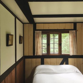 Celo Inn - Bed & Breakfast Near Me - Burnsville, North Carolina