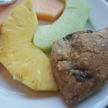 Reflections Grille Restaurant and Lounge - Fruit and scone - American Near Me - Seattle, Washington Reflections Grille Restaurant and Lounge - Fruit and scone - American Near Me - Seattle, Washington