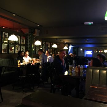 Dogs 'n' Dough - Inside - Hot Dogs Near Me - Manchester, XGM