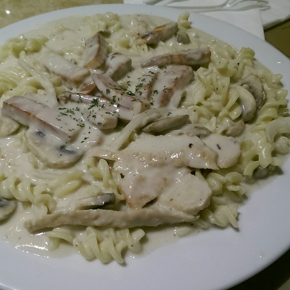 My Vegan - Mushroom with soy chicken and soy ham pasta, delicious creamy pasta. - Thai Near Me - Pasadena, California My Vegan - Mushroom with soy chicken and soy ham pasta, delicious creamy pasta. - Thai Near Me - Pasadena, California