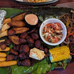 Lola B - Lulu's Sampler Plate
