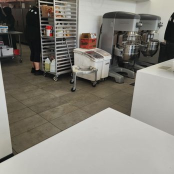 Crumbl - Eden Prairie - Bakeries Near Me - Eden Prairie, Minnesota Crumbl - Eden Prairie - Bakeries Near Me - Eden Prairie, Minnesota