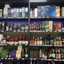 Aloha Liquor