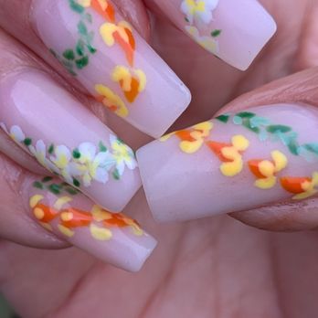 Friendly Nails - Hand painted flower lei designs! - Nail Salons Near Me - Kailua, Hawaii